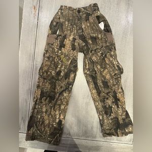 Kids magellan xs camo carpenter pants. Worn once.